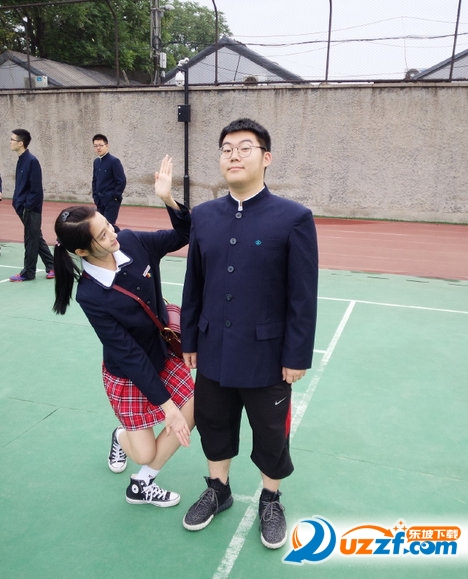 朋友圈我和关晓彤高中毕业照图片制作工具|关