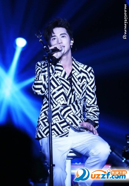 许魏洲韩国演唱会直播视频|许魏洲韩国演唱会