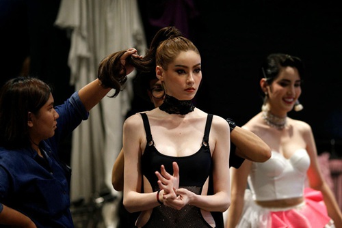 ̩����������ѡ��������Ƶ����1.0�ٶ����̰�